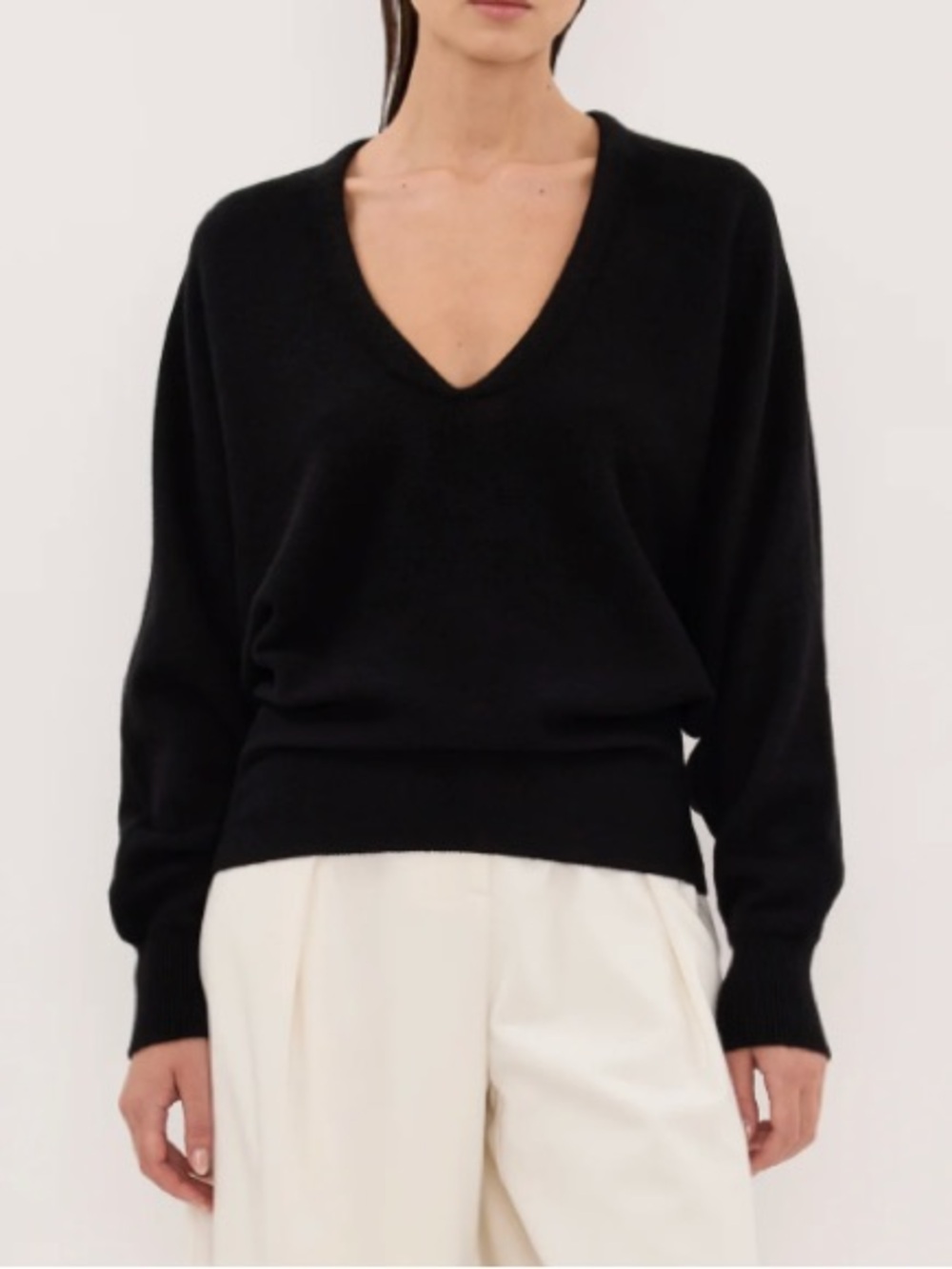 NWT Dissh Lumi Black V Neck Merino Knit Jumper